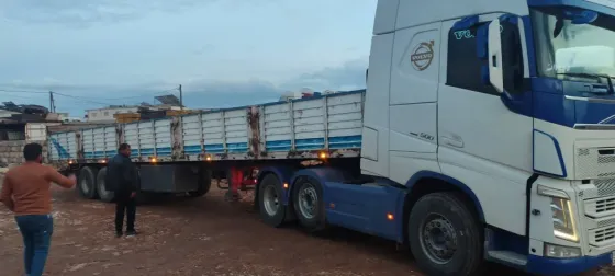 شاحنة اورفلية 2013/سرمدا إدلب