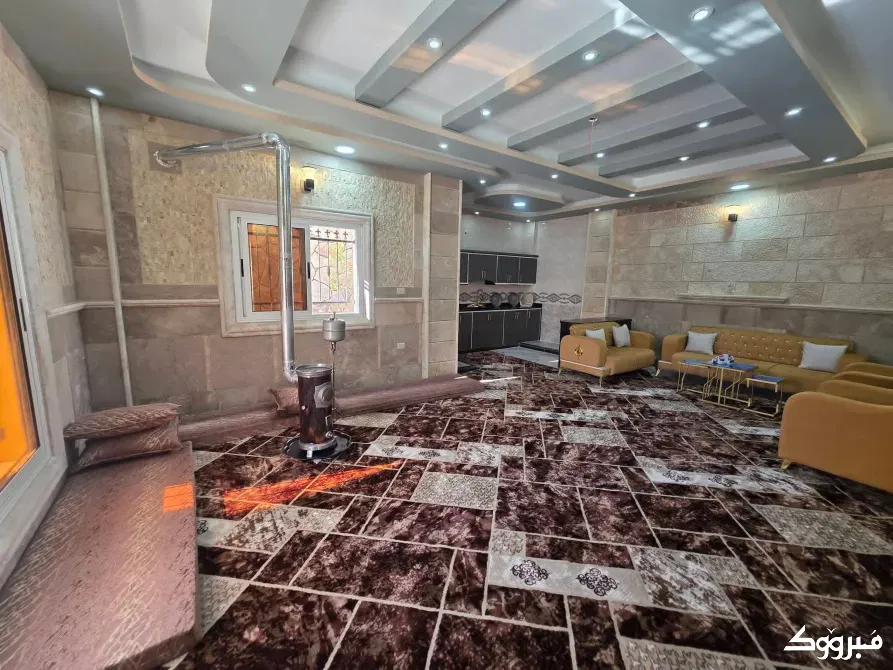 مزرعة ع الطريق مباشرة /الضاهرية/حماه حماه - الصورة 1