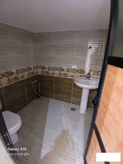 شقة للبيع في حمص حي الورود طابق اول فني حمص - الصورة 3