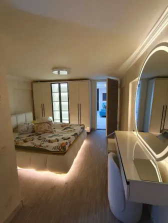 شقة للاجار السياحي/المزة دمشق