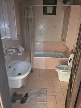 شقة للايجار/ساحة الشهبندر دمشق