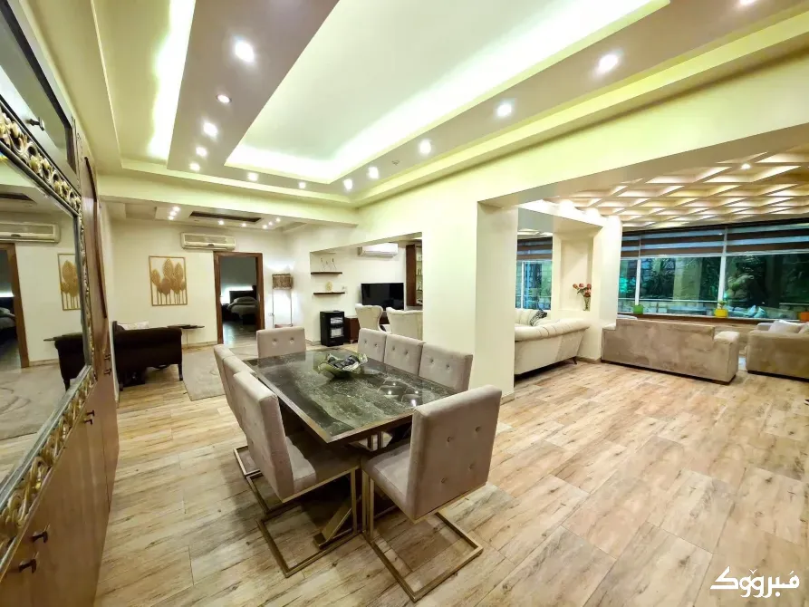 منزل ارضي مع حديقة للبيع/ساحة الشهبندر دمشق - الصورة 3