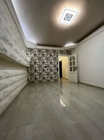 شقة للايجار(سويت) او للاستثمار التجاري /ضاحية قدسيا دمشق