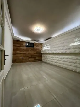 شقة للايجار(سويت) او للاستثمار التجاري /ضاحية قدسيا دمشق