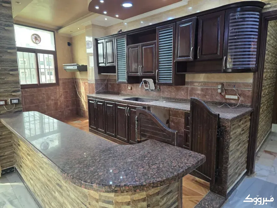 شقة للبيع /طرطوس مقابل كازية الشيخ سعد طرطوس - الصورة 6