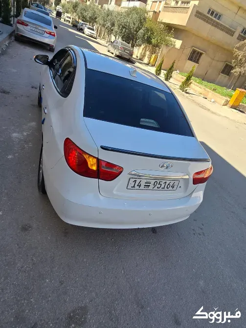2010 Hyundai Elantra /حماه حماه - الصورة 5