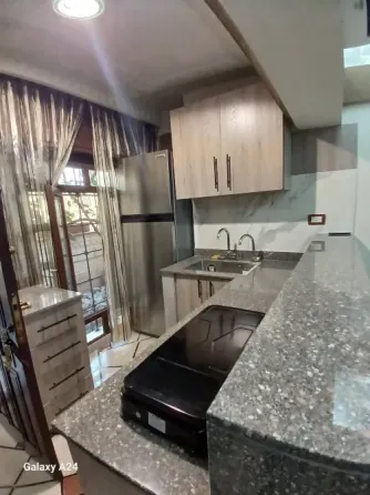 شقة للايجار //المزة دمشق