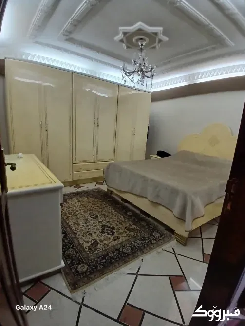 شقة للايجار //المزة دمشق - الصورة 2