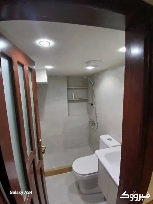 شقة للايجار //المزة دمشق - الصورة 6