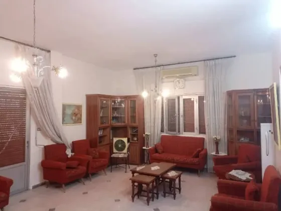 شقة مفروشة للايجار//الحمرات/طرطوس طرطوس