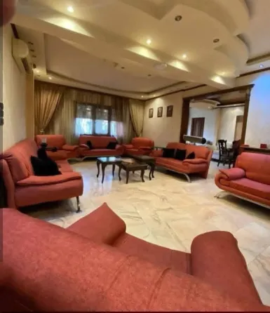 شقة للايجار//اوتستراد المزة دمشق