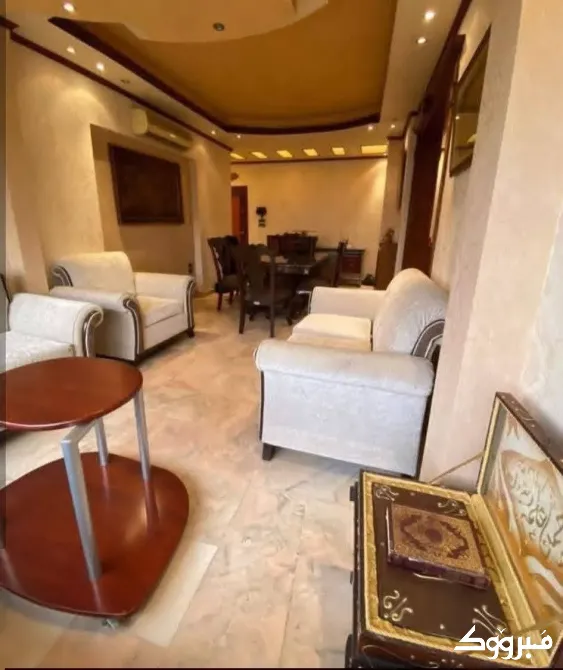 شقة للايجار//اوتستراد المزة دمشق - الصورة 2