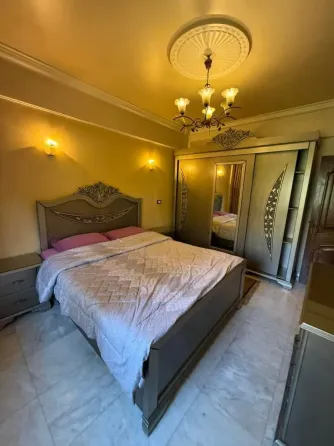 منزل للايجار الشهري//المزة دمشق