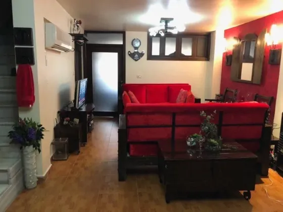 شقة للايجار مفروشة//المزة دمشق