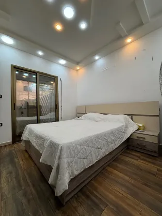 للبيع شقة ارضية//ضاحية قدسيا دمشق