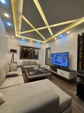 للبيع شقة ارضية//ضاحية قدسيا دمشق