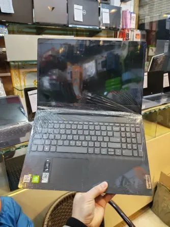 لابتوب Lenovo//الرقة الرقة