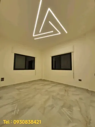 شقة للبيع //ضاحية قدسيا دمشق