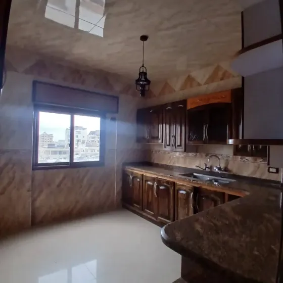 شقة للإيجار//طرطوس طرطوس