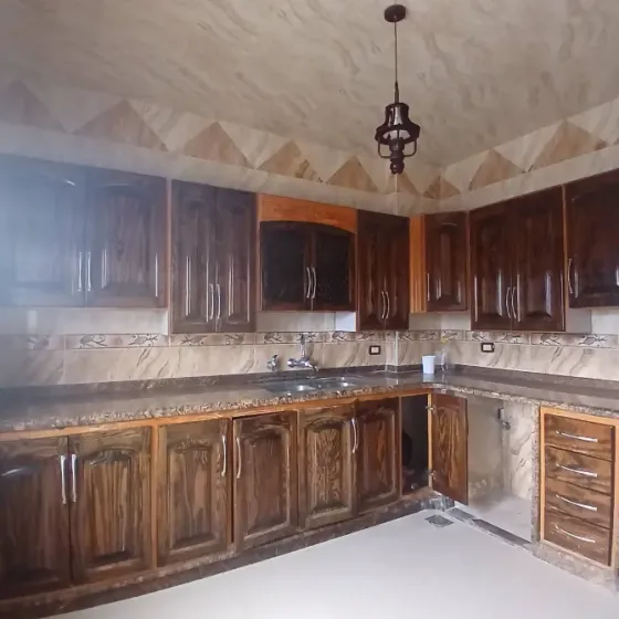 شقة للإيجار//طرطوس طرطوس