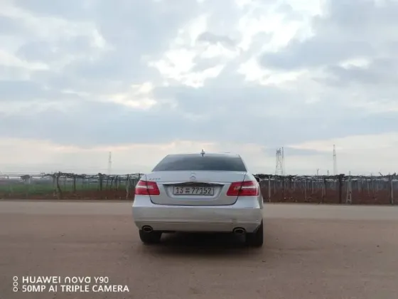 سيارة مارسيدس E300//حمص حمص