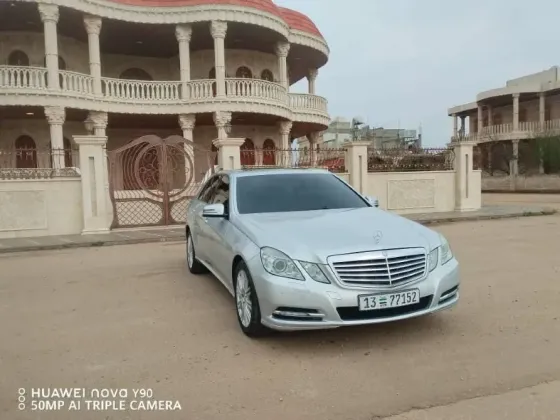 سيارة مارسيدس E300//حمص حمص