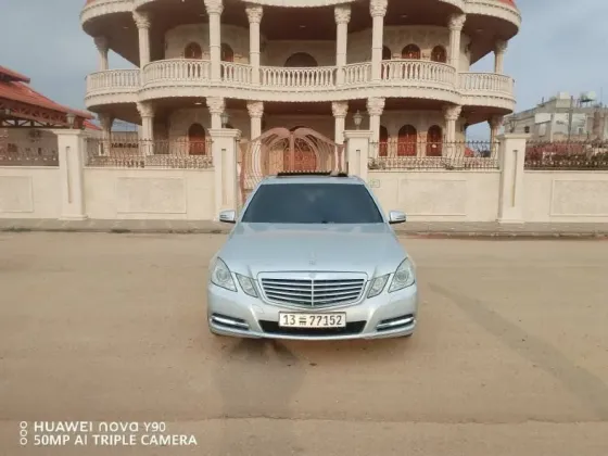 سيارة مارسيدس E300//حمص حمص