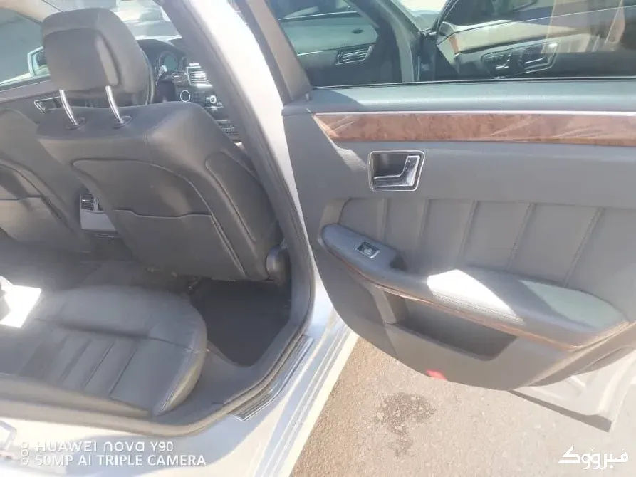 سيارة مارسيدس E300//حمص حمص - الصورة 9