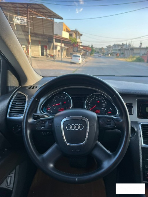 أودي Q7 quatro صافيتا - الصورة 4