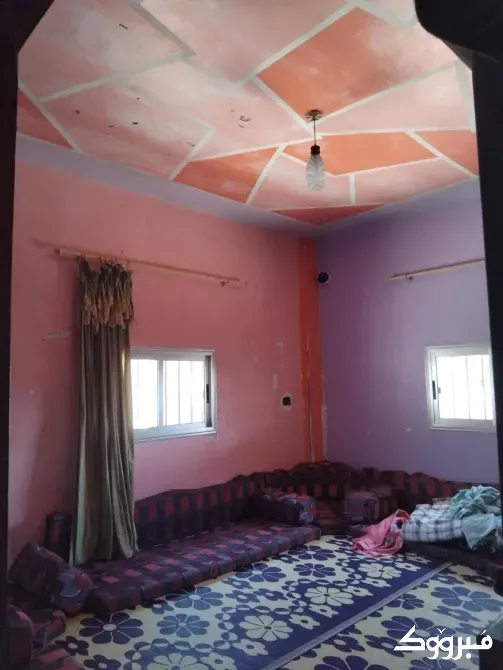 بيت عربي كبير//طريق حمص طرطوس حمص - الصورة 4