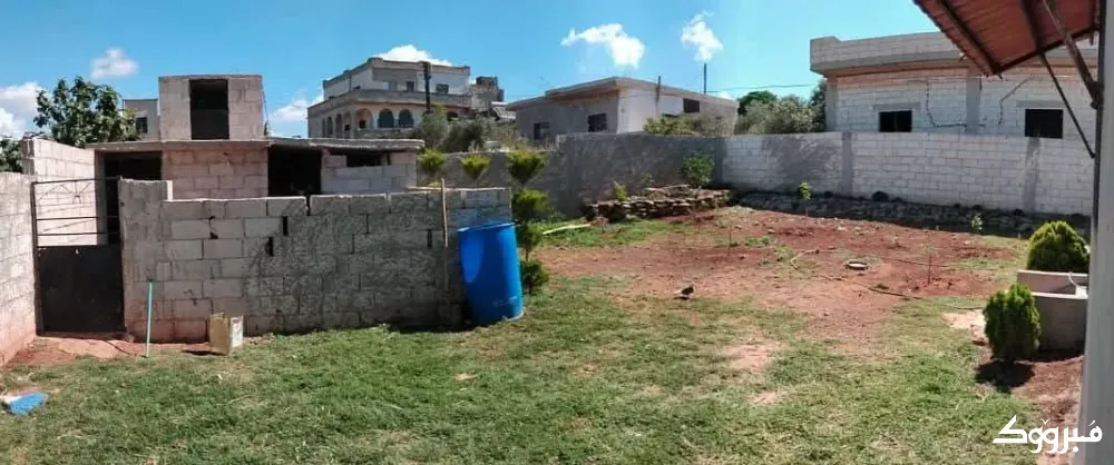 بيت عربي كبير//طريق حمص طرطوس حمص - الصورة 13