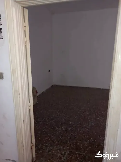 مكتب للبيع//شارع الدهب//طرطوس طرطوس - الصورة 2