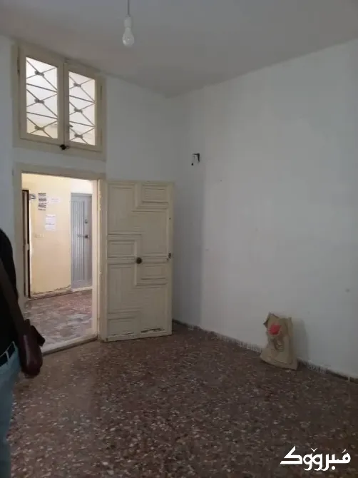 مكتب للبيع//شارع الدهب//طرطوس طرطوس - الصورة 4