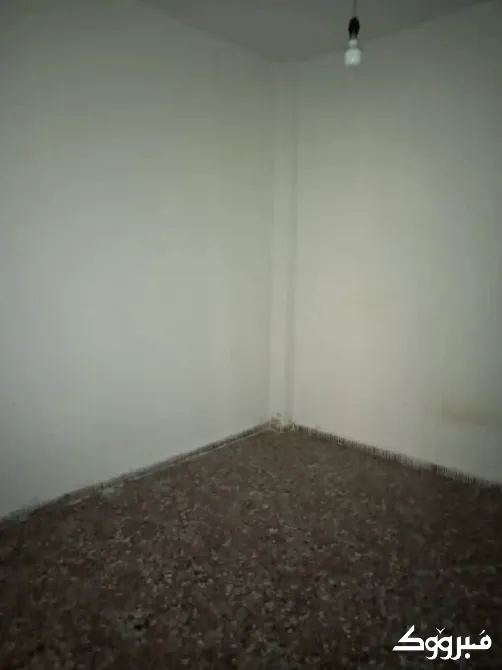 مكتب للبيع//شارع الدهب//طرطوس طرطوس - الصورة 3