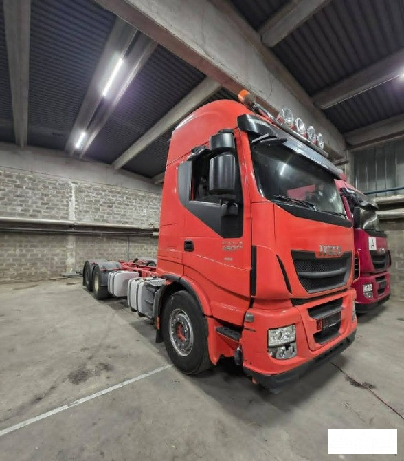 سيارة شحن آفيكو اوروبية سرمدا - الصورة 2