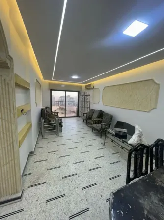 شقة للايجار//المزة بالقرب من حلويات bee دمشق