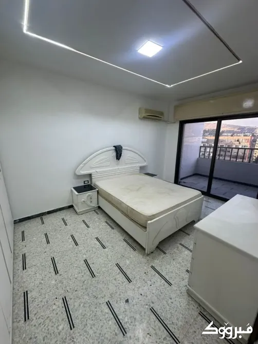 شقة للايجار//المزة بالقرب من حلويات bee دمشق - الصورة 4