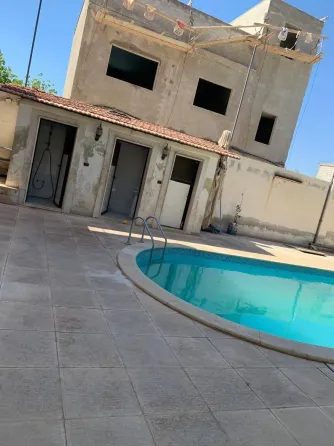 فيلا للبيع//صحنايا دمشق