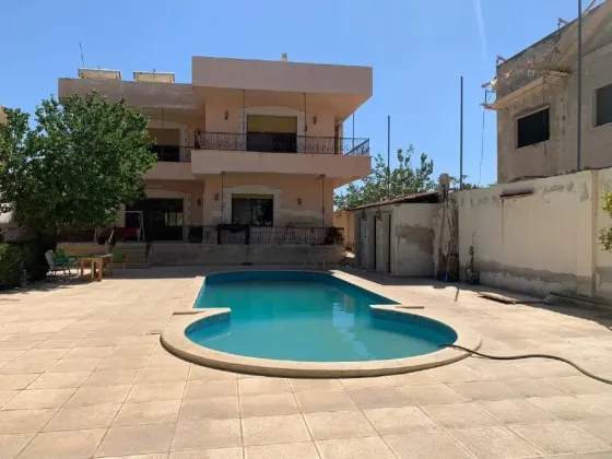 فيلا للبيع//صحنايا دمشق