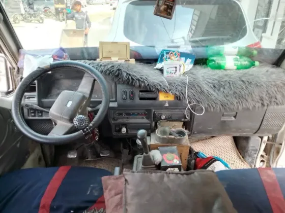 ميكرو ميتسوبيشي 2008//الباب//حلب حلب