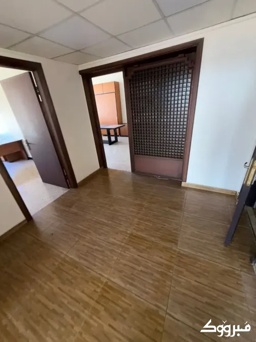 مكتب للايجار//ببناء المهندسين//دمشق دمشق - الصورة 4