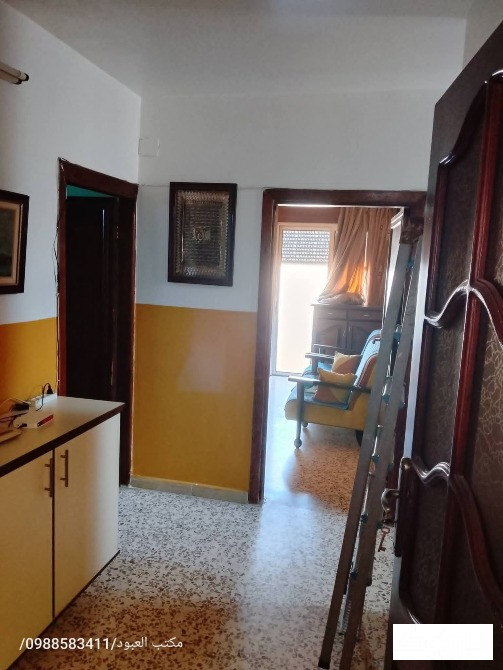 شقة للاجار قرب مشفى الزعيم قريب ع الجامعة😍😍 حمص - الصورة 4
