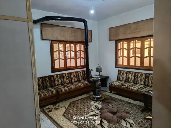 شقة ارضية تفرع شارع الحماصنة//فيروزة حمص