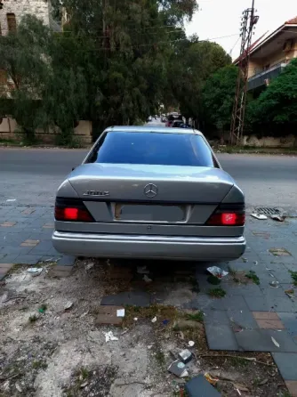 Mercedes 1992 E300//حمص حمص