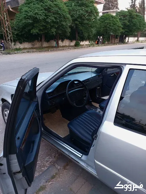 Mercedes 1992 E300//حمص حمص - الصورة 4