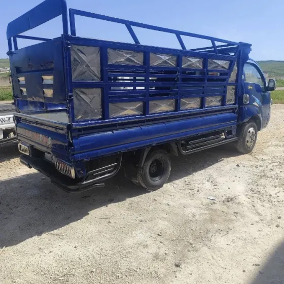 Kia 4000 2005//جسر الشغور إدلب