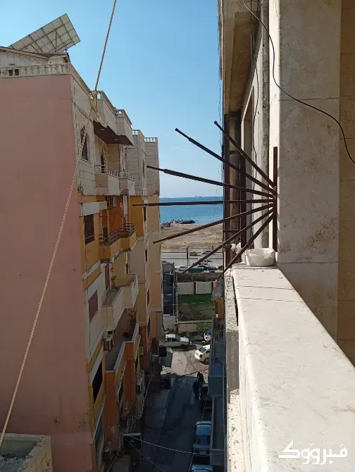 شقة مفروشة //الكورنيش البحري جنوب برج شاهين طرطوس - الصورة 1