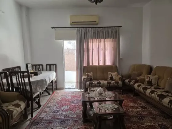 شقة للبيع//شارع انطاكية//اللاذقية اللاذقية