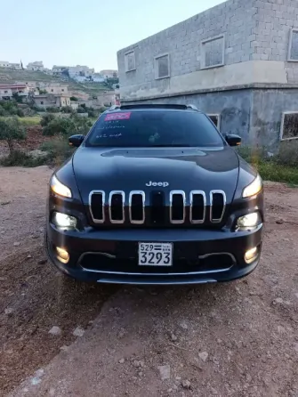 جيب شيروكي 2016//إدلب إدلب