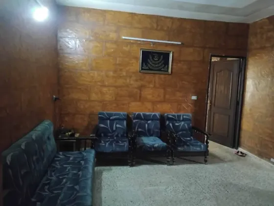 شقة للإيجار //حمص بالقرب من مدرسة الثورة حمص